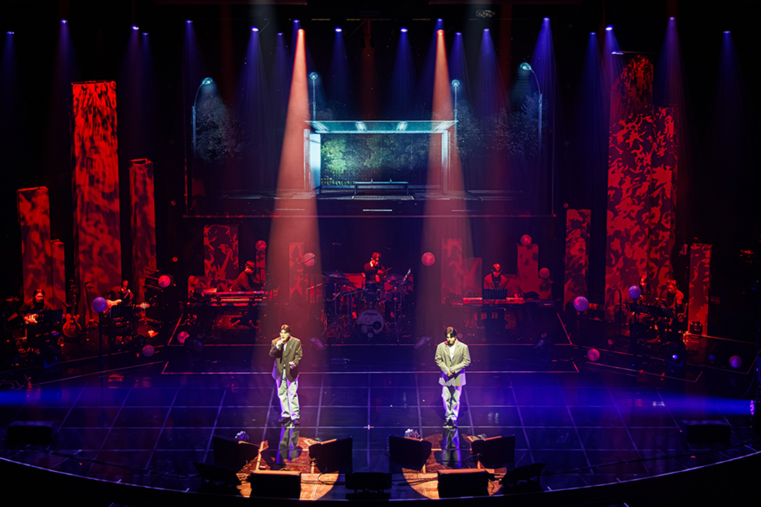 PLEDGE Live — concert stage